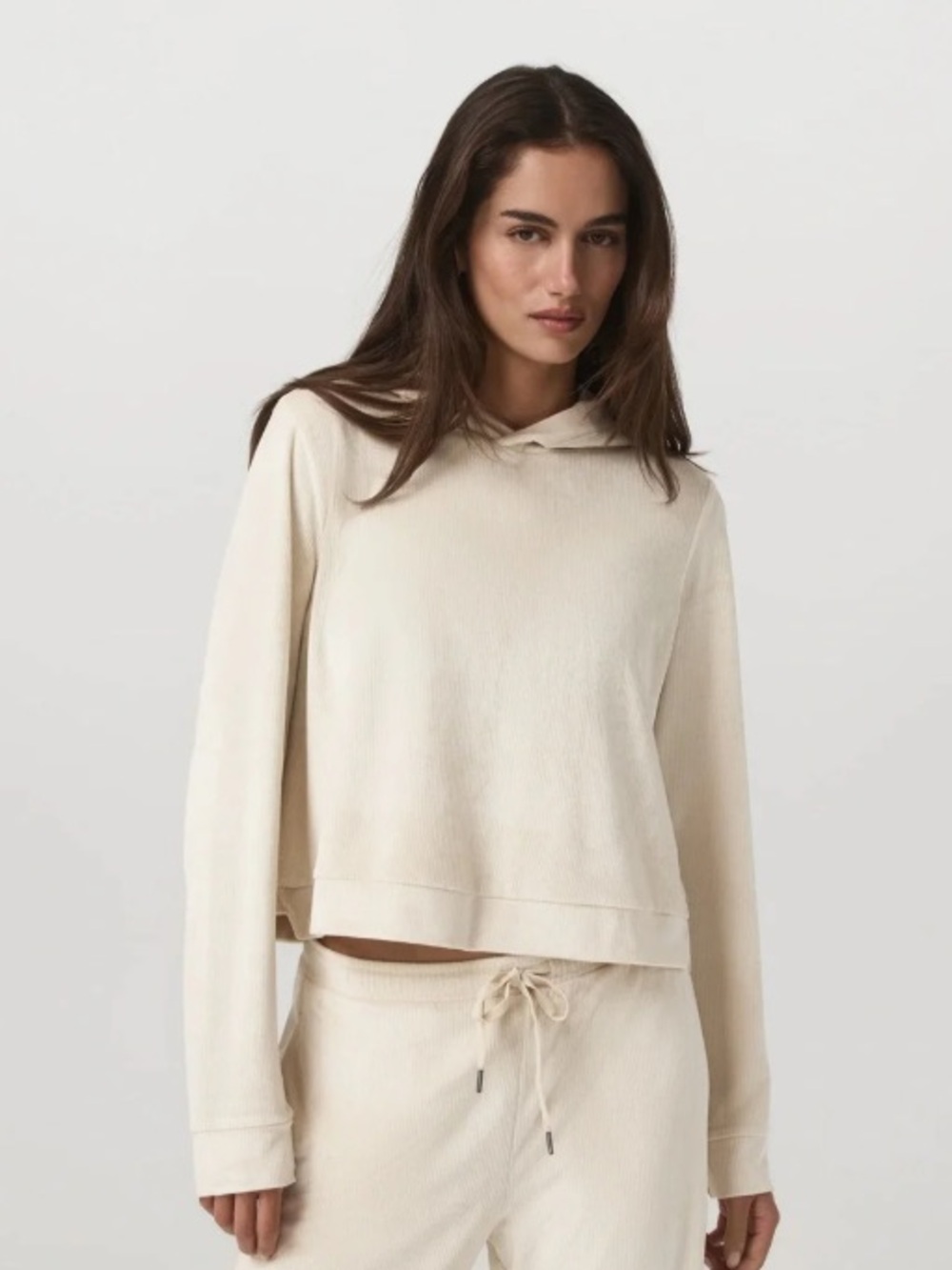 Vuori Haven Hoodie in Bone Cream Crewneck Hoodie Pullover Ribbed Velour - Picture 3 of 12